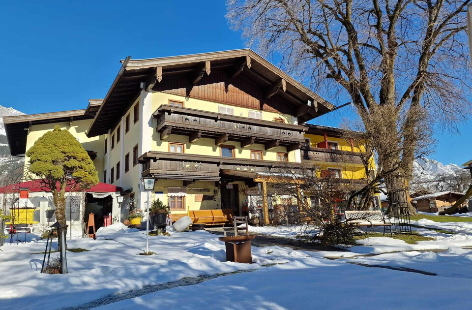 Lindenhof Winter | © Ferienhotel Lindenhof